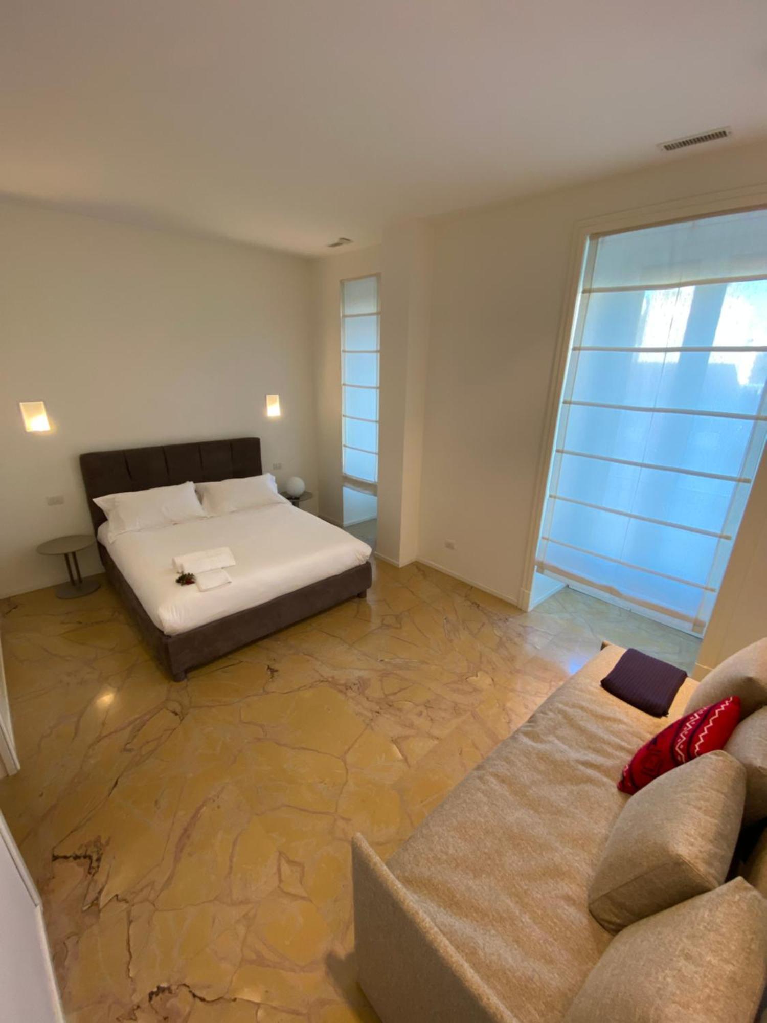 Appartamento Luxury House With Parking Napoli Esterno foto