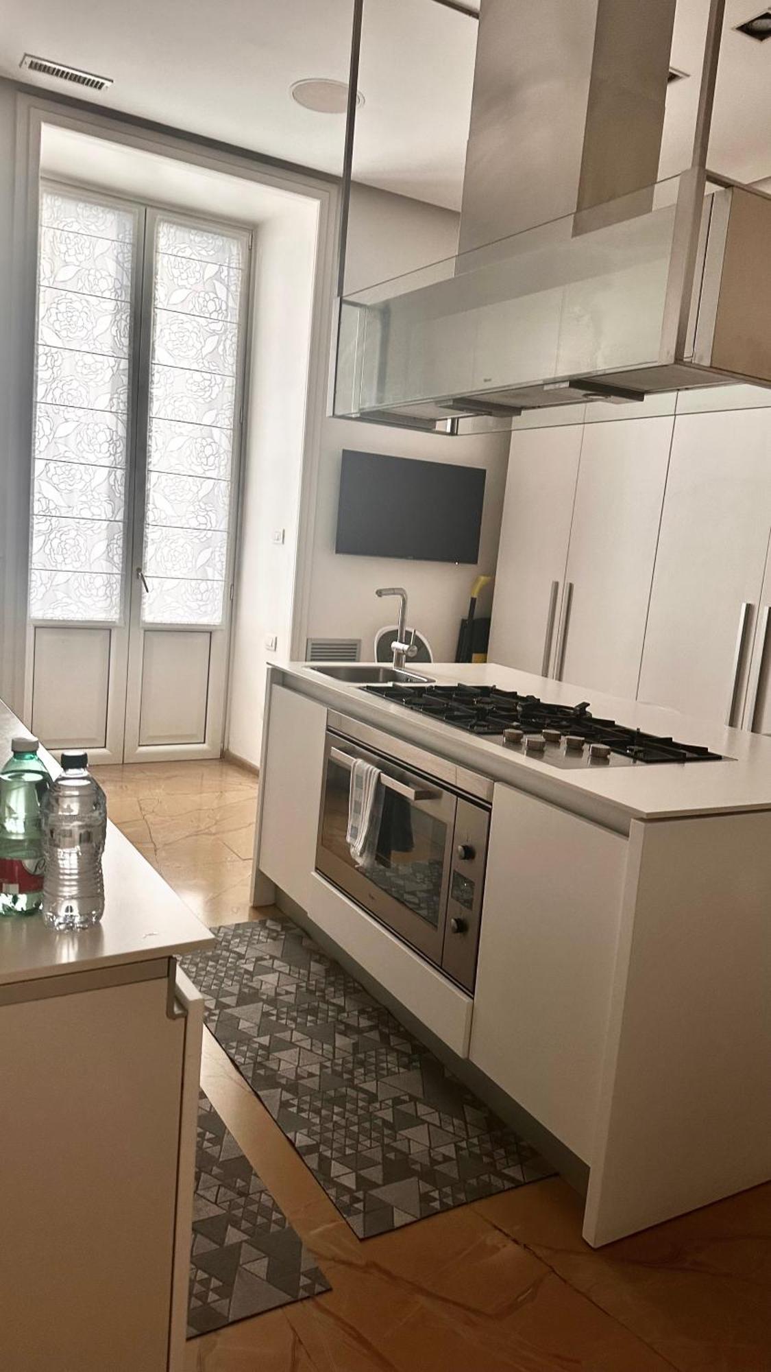 Appartamento Luxury House With Parking Napoli Esterno foto